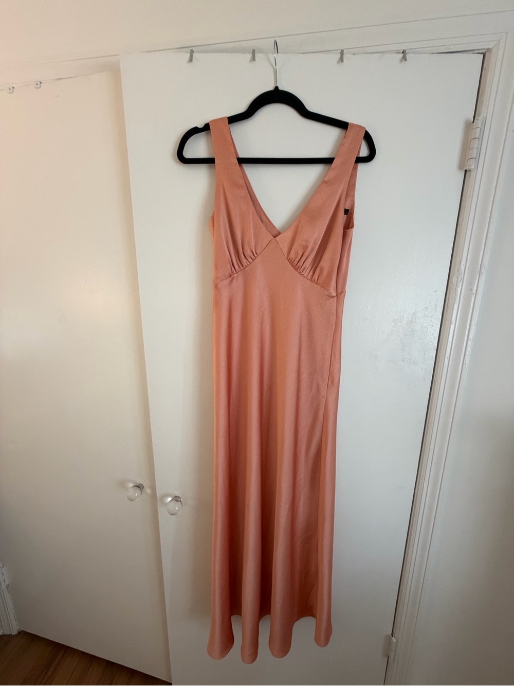 Vintage Peach V-Neck Sleeveless Maxi Dress